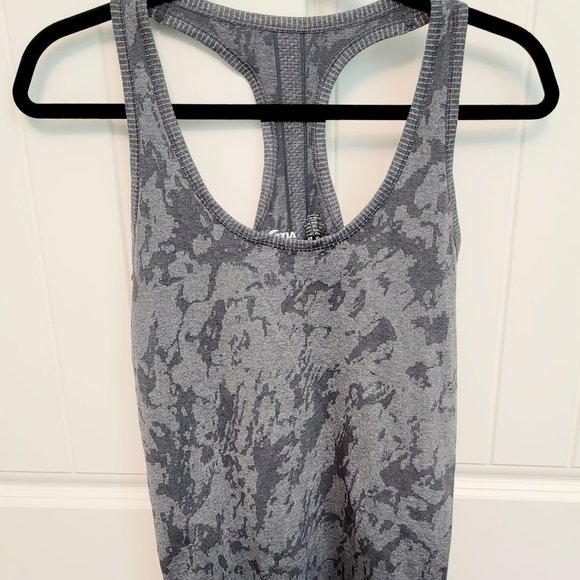 ZYIA Active Size Medium Gray Splash Racer Seamless Tank Top Racerback NWOT - Picture 3 of 10